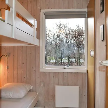 Three-bedroom Holiday In Ferienhaus